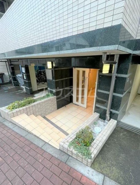 16/24 エントランス