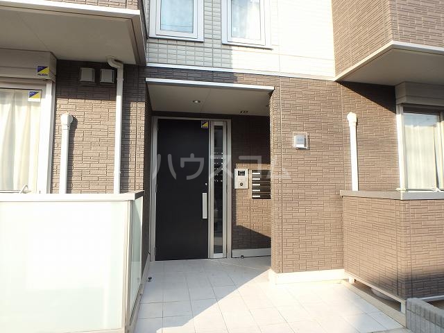 19/26 エントランス