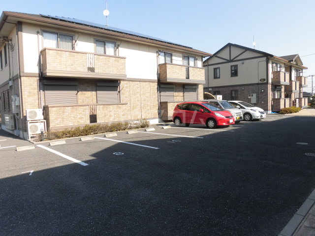 4/10 駐車場