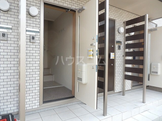2/10 エントランス
