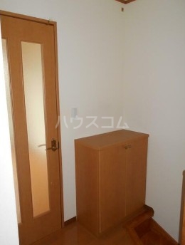 16/26 エントランス