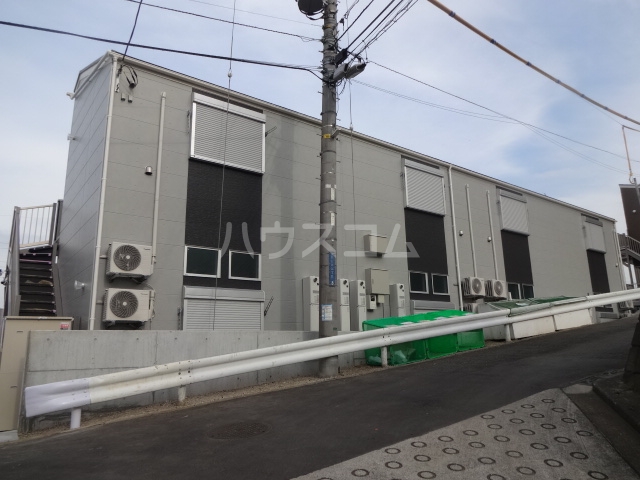 21/23 エントランス