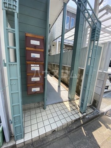 22/30 エントランス