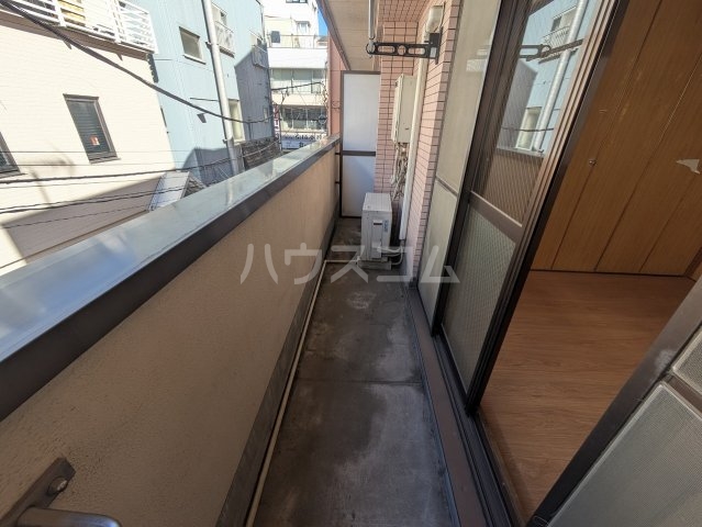 19/30 バルコニー