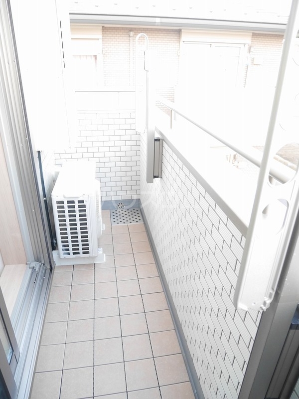 13/20 バルコニー