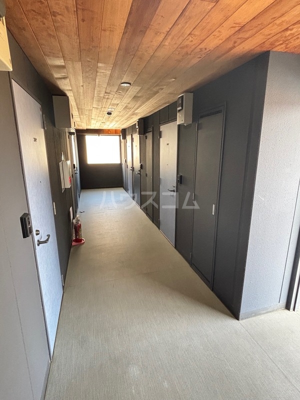 15/25 エントランス