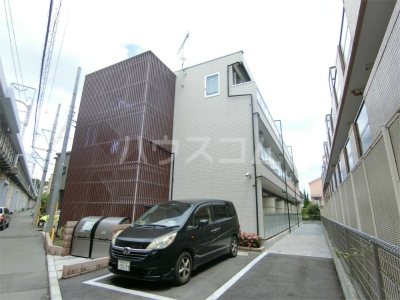 26/29 駐車場