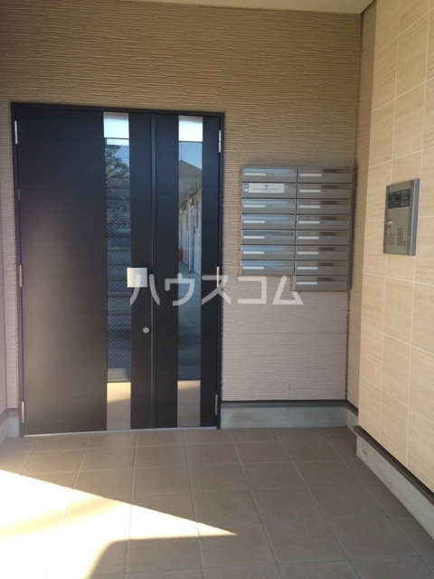 3/7 エントランス