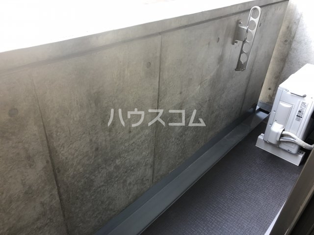 13/23 バルコニー