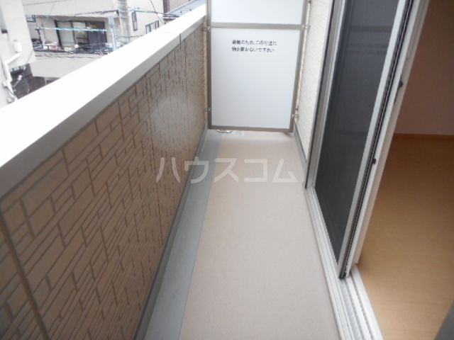 16/23 バルコニー