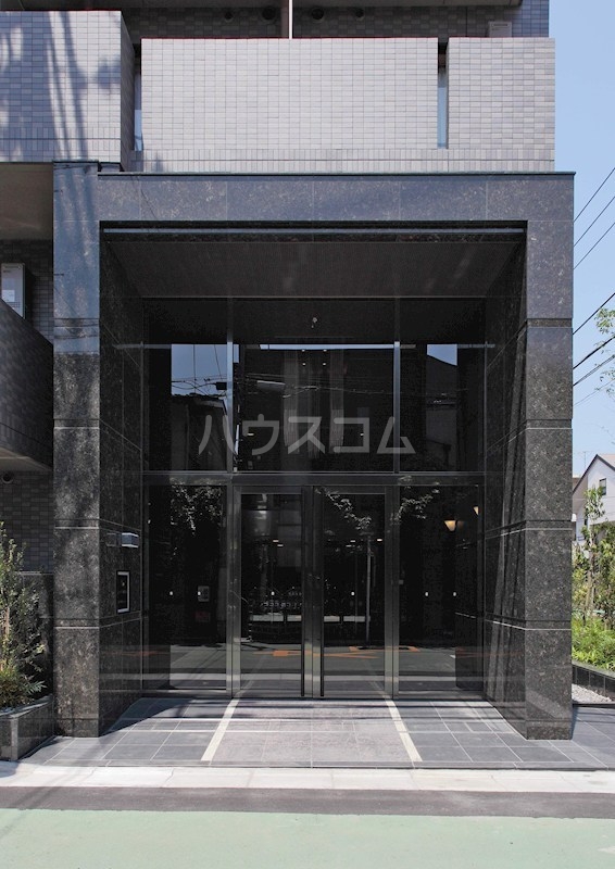 20/24 エントランス