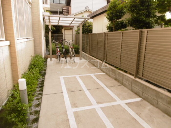 19/24 エントランス