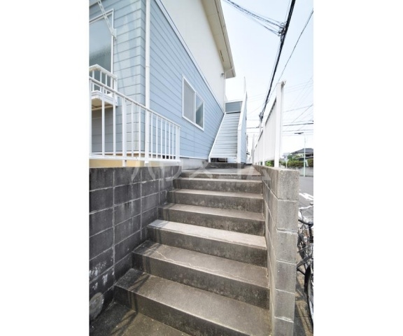 20/29 エントランス