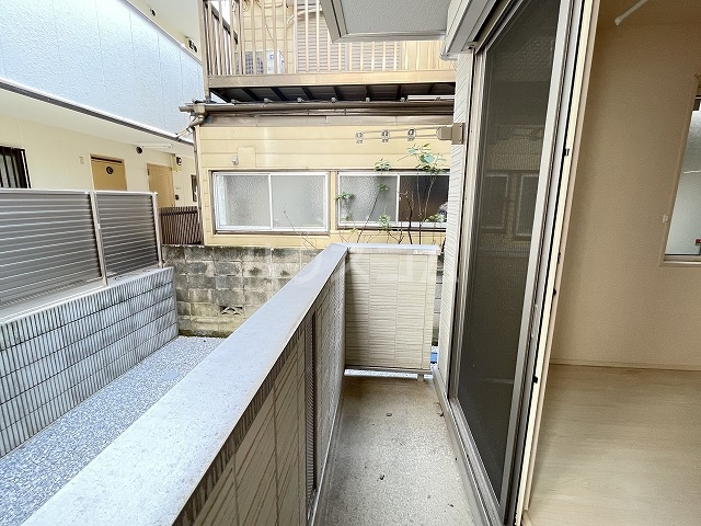 15/26 バルコニー