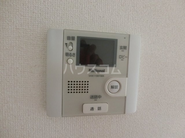 22/30 エントランス