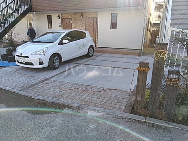 3/7 駐車場