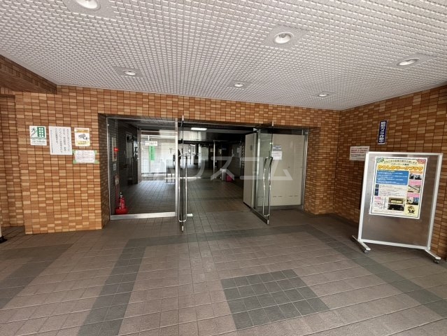 29/30 エントランス