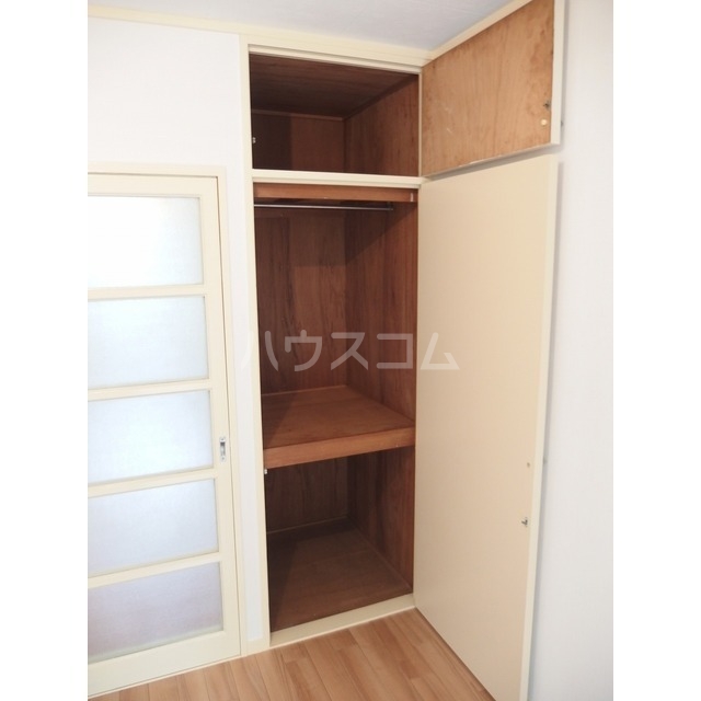 14/29 収納