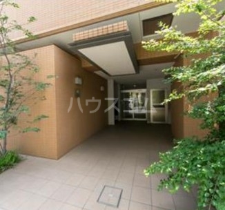 14/16 エントランス