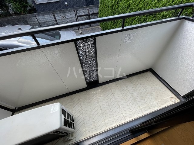 13/20 バルコニー