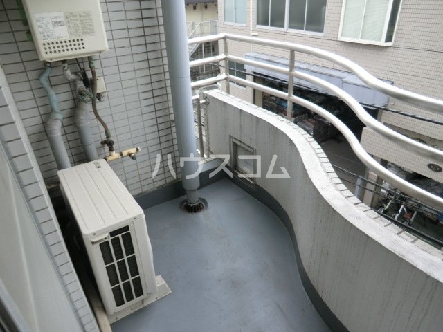 19/30 バルコニー