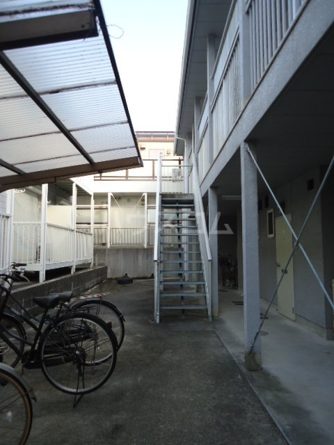 16/24 エントランス