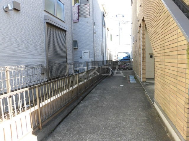 14/22 エントランス