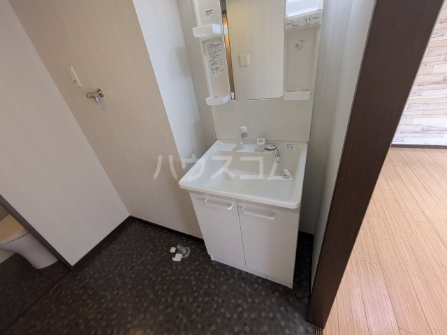 17/30 洗面