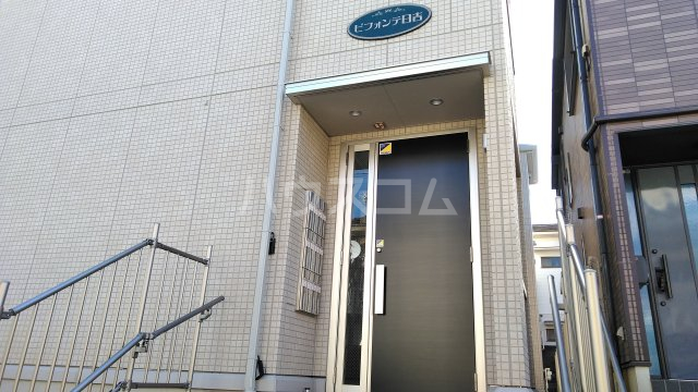 18/21 エントランス