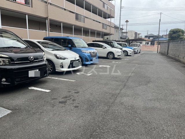 21/30 駐車場