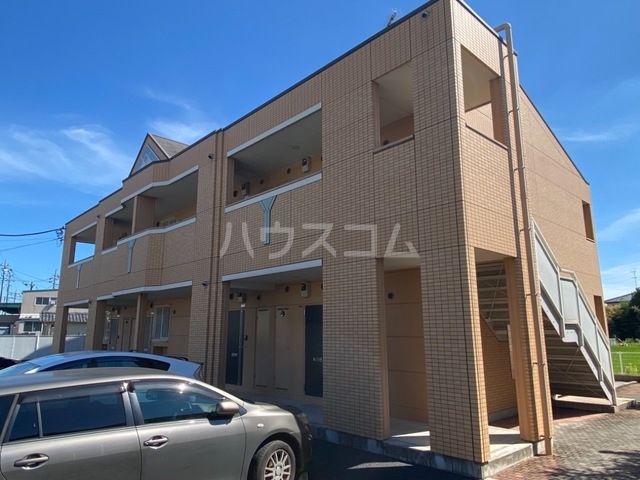 24/30 エントランス