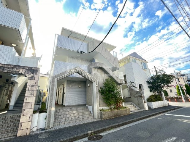 20/25 エントランス