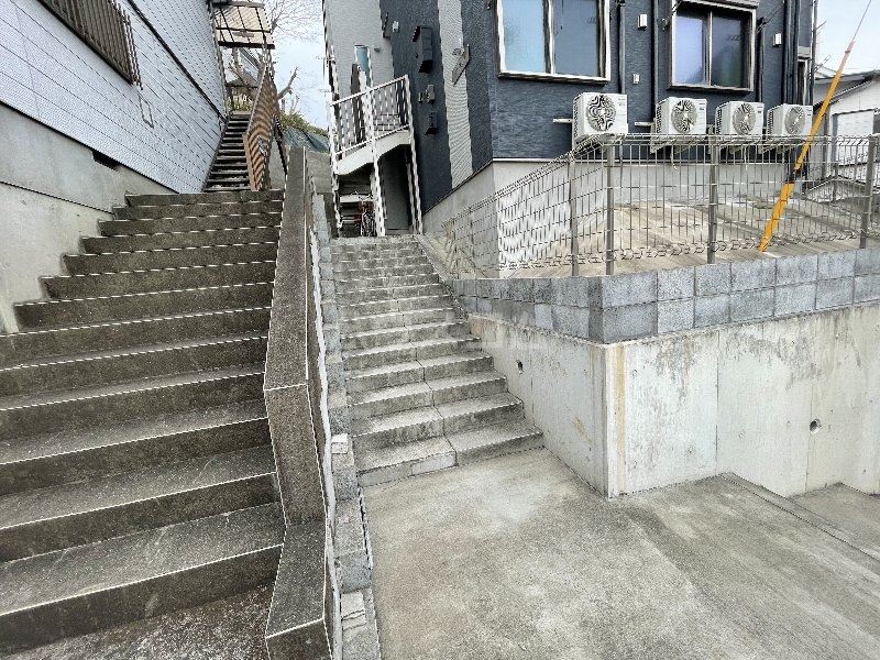 21/24 エントランス