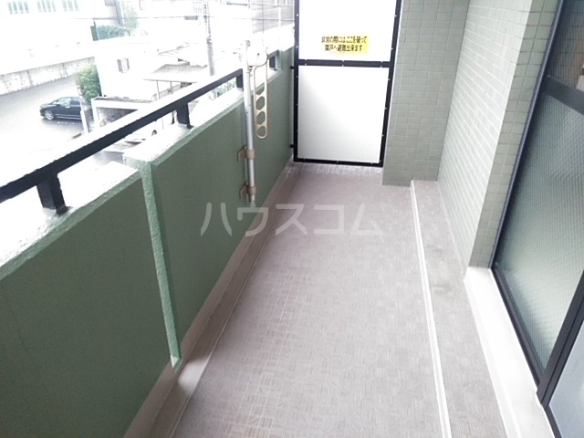 20/30 バルコニー