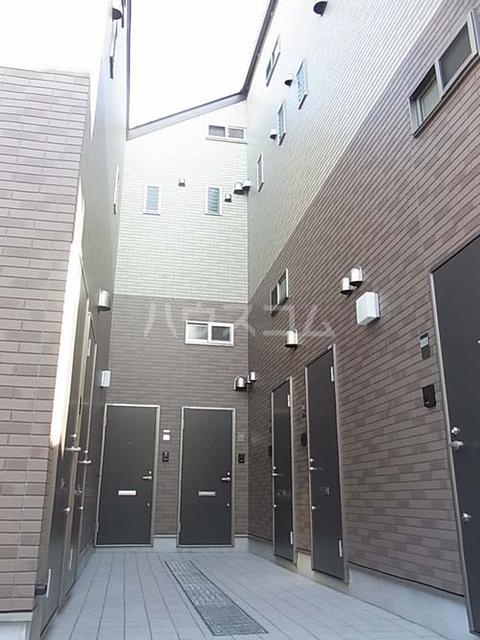 16/24 エントランス