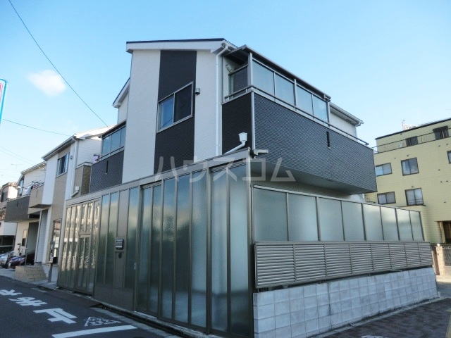 21/24 エントランス