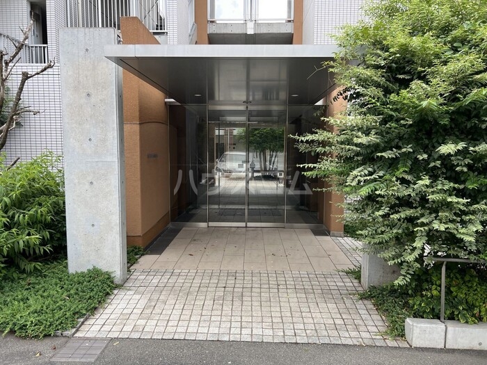 19/28 エントランス