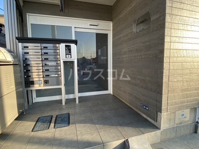 20/22 エントランス