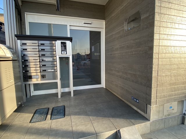 29/30 エントランス