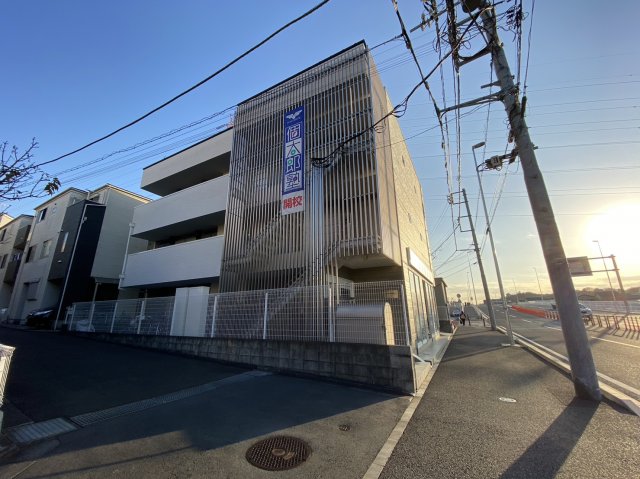 2/30 外観