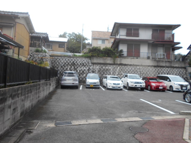 19/26 駐車場