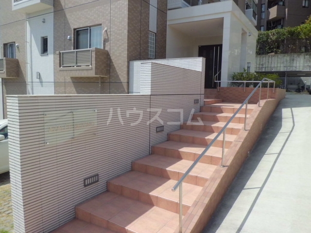 20/26 エントランス