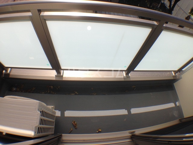 13/16 バルコニー