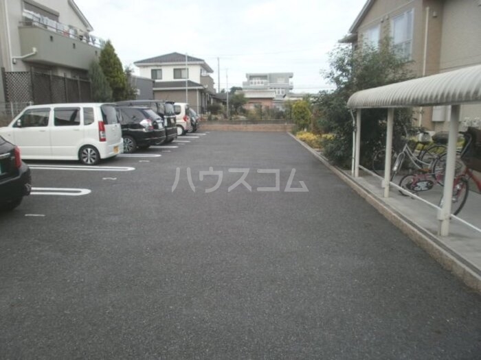19/22 駐車場