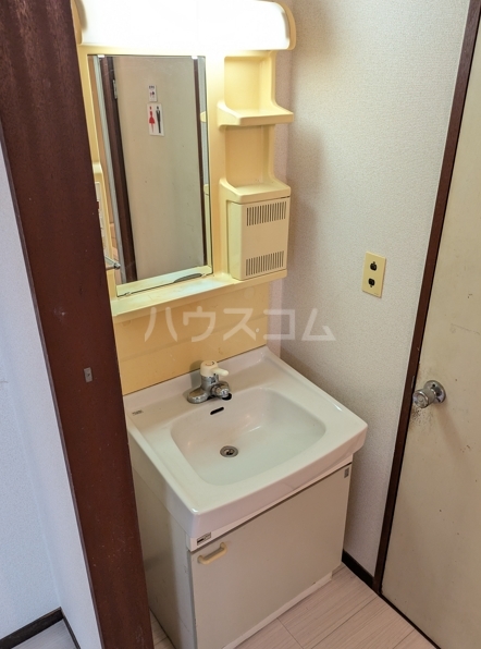 18/30 洗面