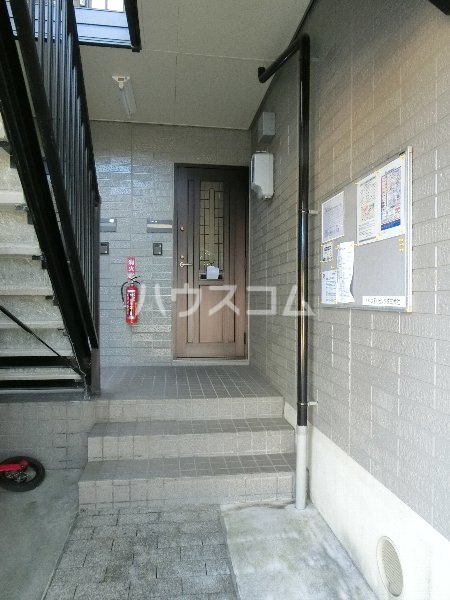 3/8 エントランス