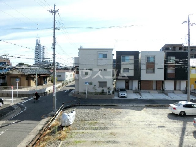 26/30 駐車場