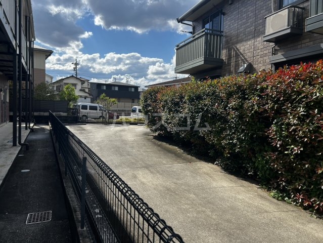 15/16 駐車場