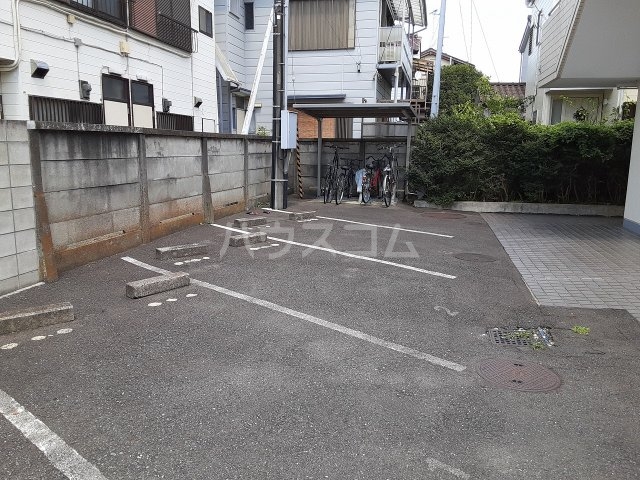 21/30 駐車場