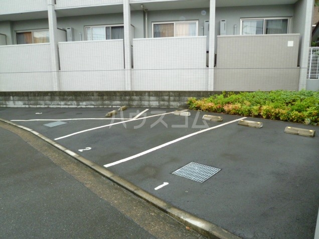 2/10 駐車場